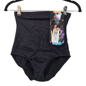 NWT Maidenform High Waist Brief Size S